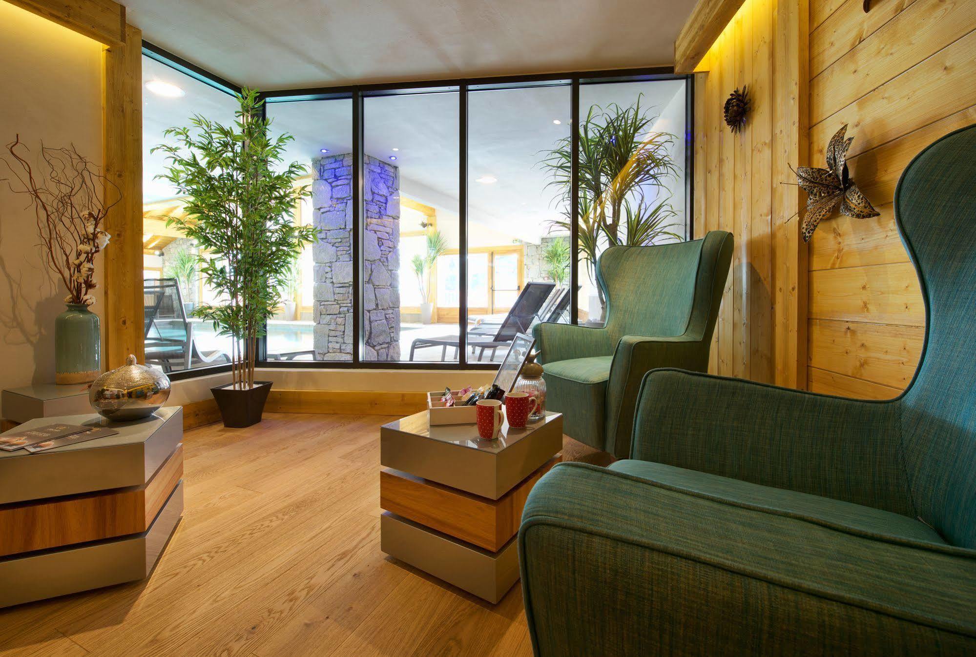 Cgh Residences And Spa Les Chalets De Leana Les Carroz d'Araches Buitenkant foto